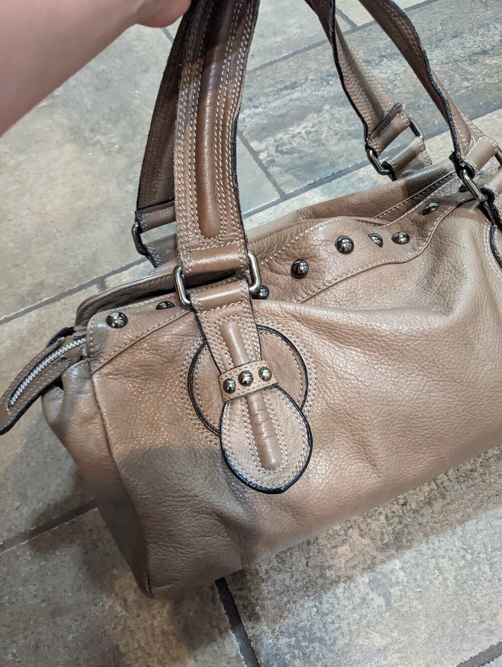Dimoni Y2K Pebble Leather Stud Detail EW Butter Soft Satchel Shoulder Bag Taupe - Picture 8 of 17
